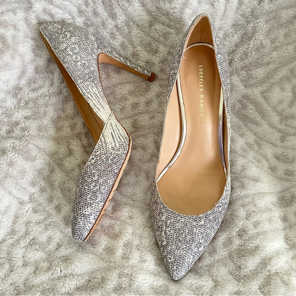 Loeffler Randall Pari Pumps Snakeskin Print Gray Cream size 6.5✨EUC✨